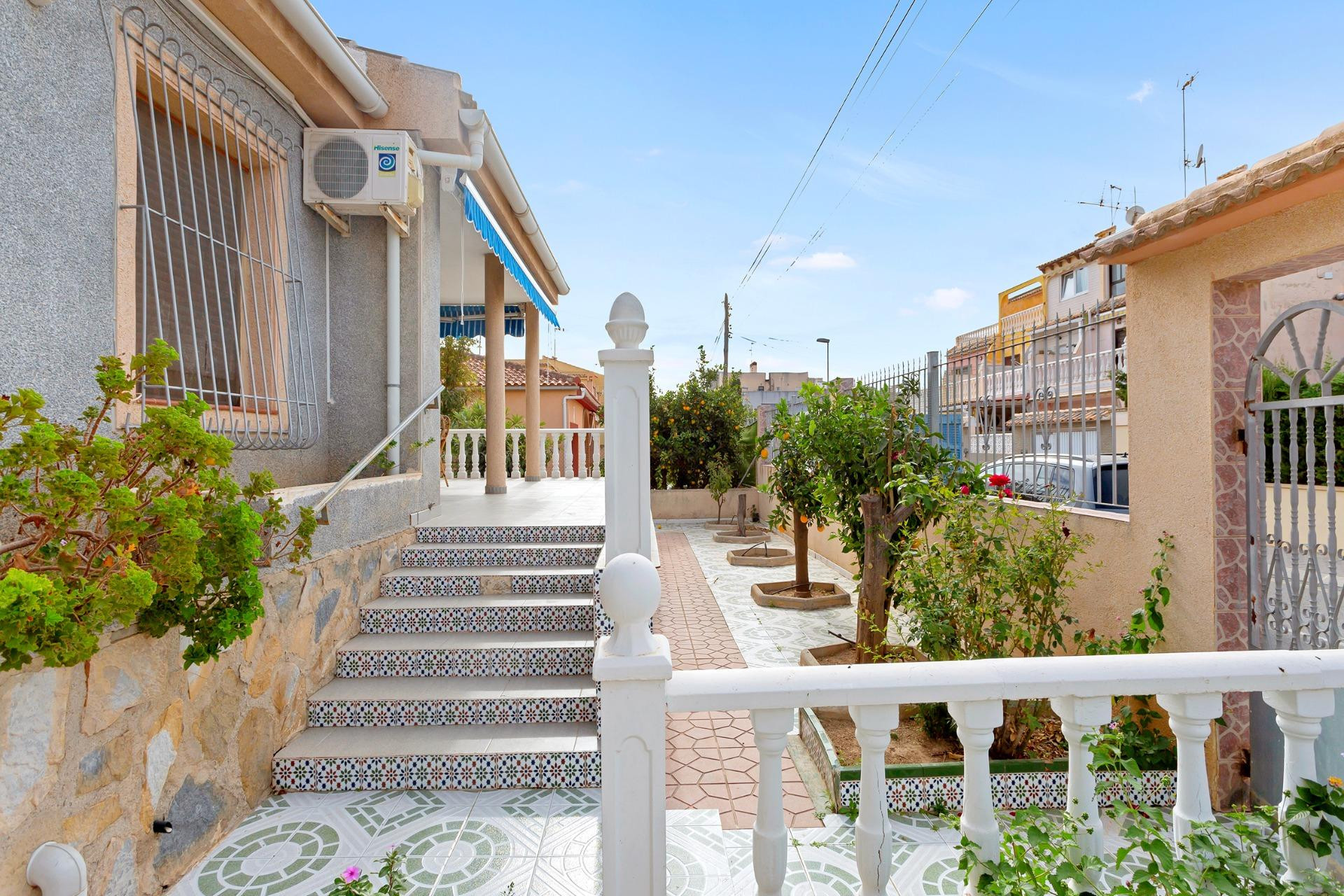 Herverkoop - Villa - Torrevieja - Nueva Torrevieja