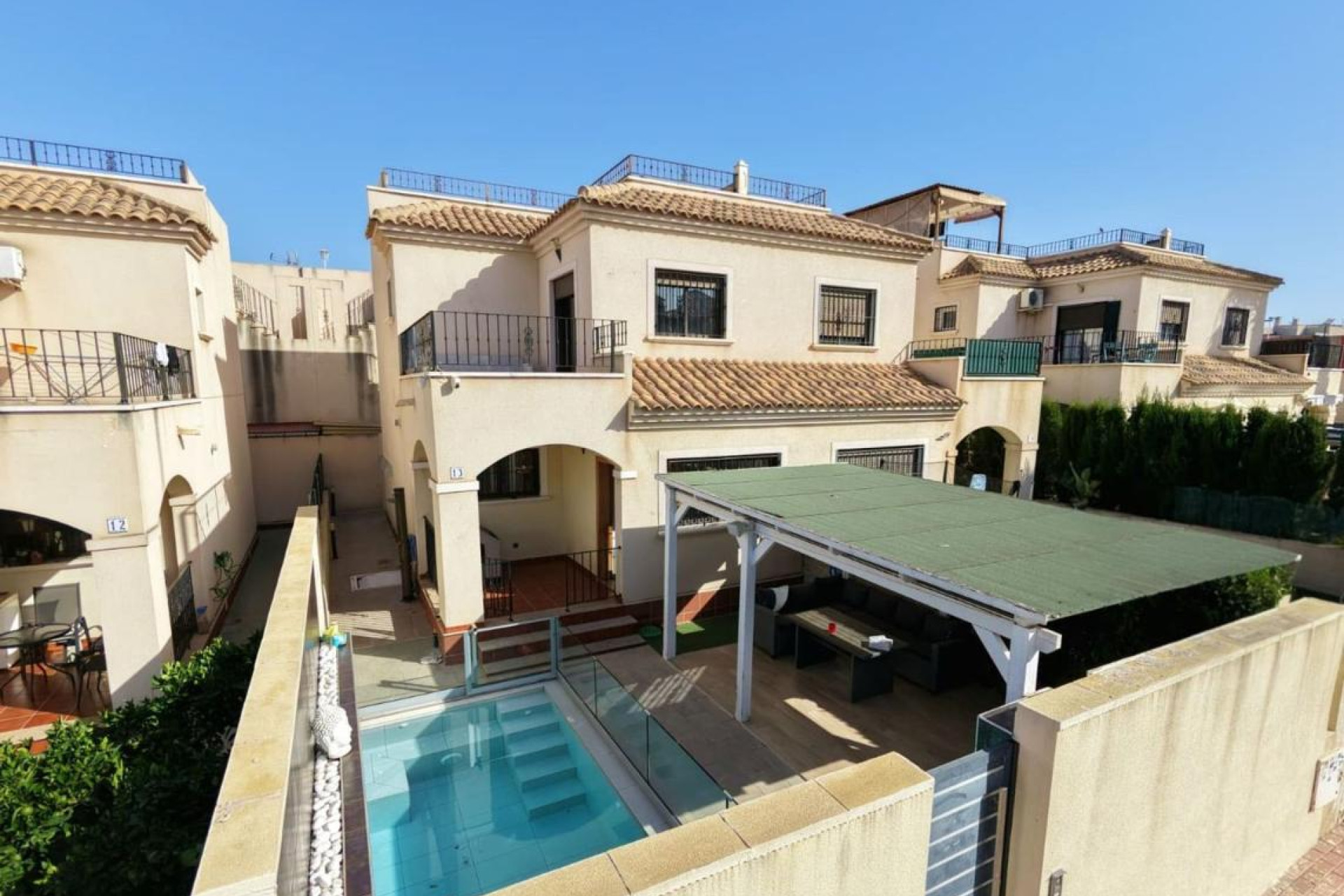 Herverkoop - Villa - Torrevieja - torrevieja
