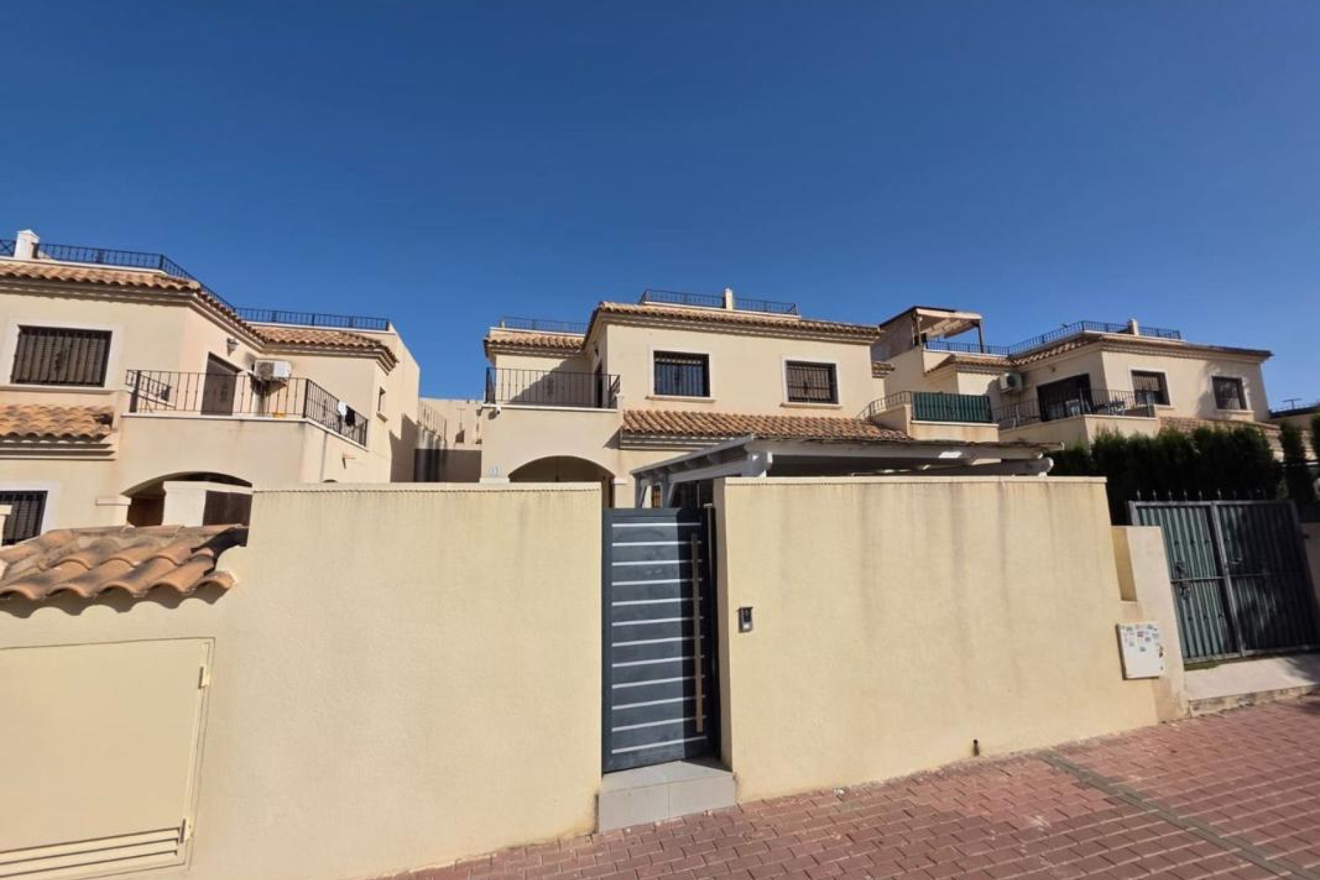 Herverkoop - Villa - Torrevieja - torrevieja