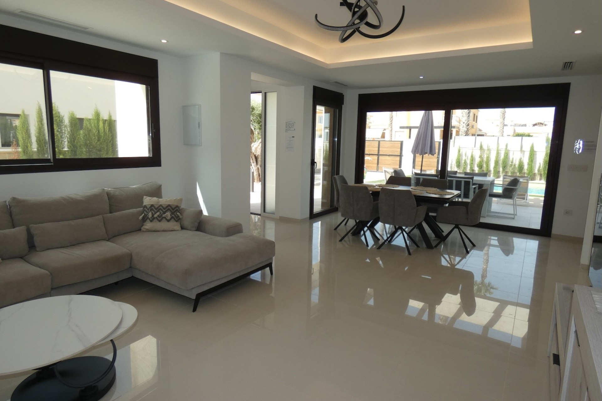 Herverkoop - Vrijstaande Villa - Ciudad Quesada - Doña Pepa