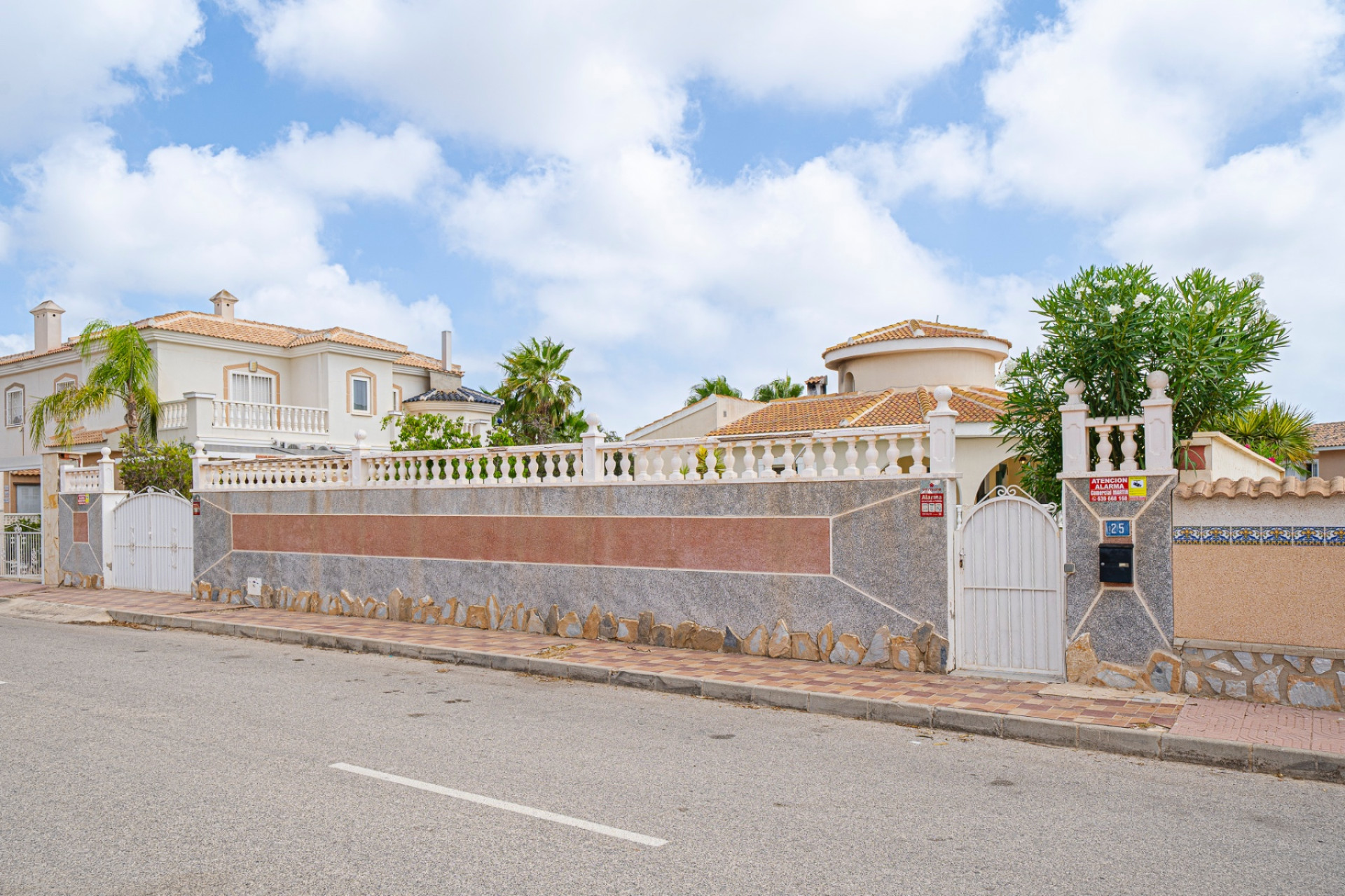 Herverkoop - Vrijstaande Villa - Ciudad Quesada - La Fiesta