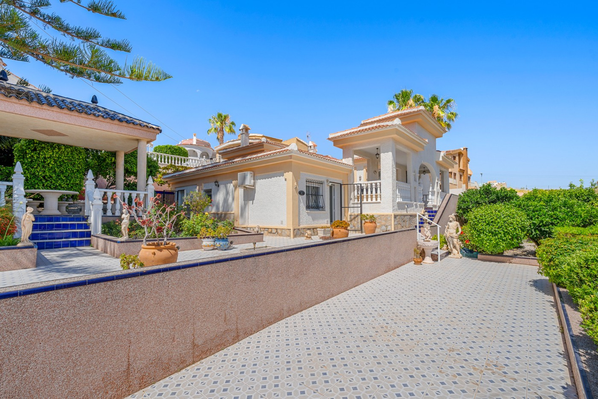Herverkoop - Vrijstaande Villa - Ciudad Quesada - La Marquesa