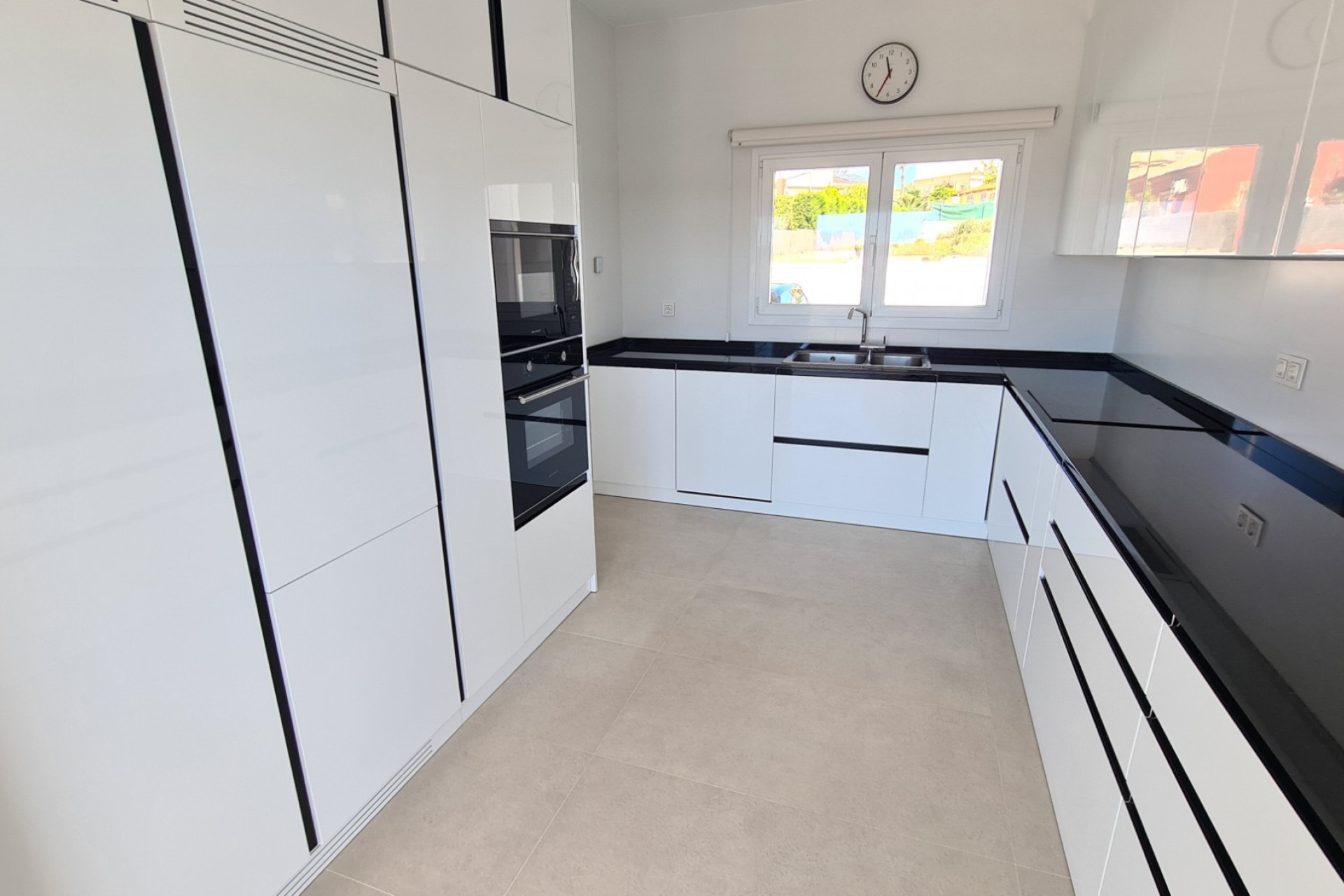 Herverkoop - Vrijstaande Villa - La Marina