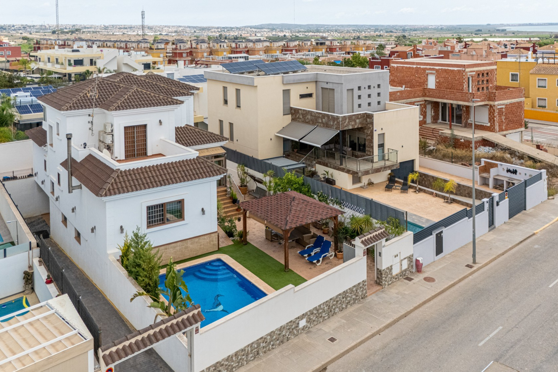 Herverkoop - Vrijstaande Villa - Los Montesinos - La Herrada