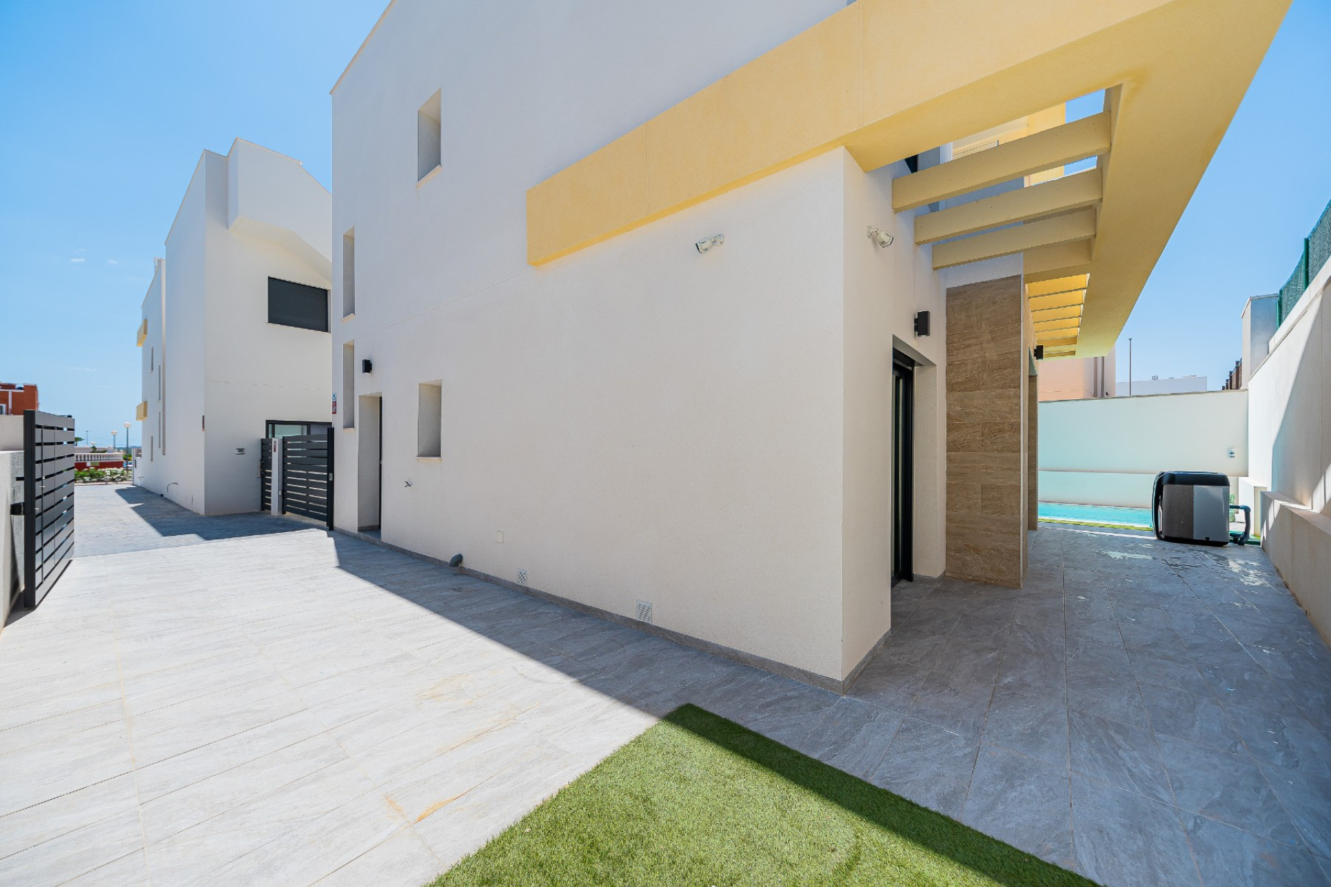 Herverkoop - Vrijstaande Villa - Los Montesinos - La Herrada