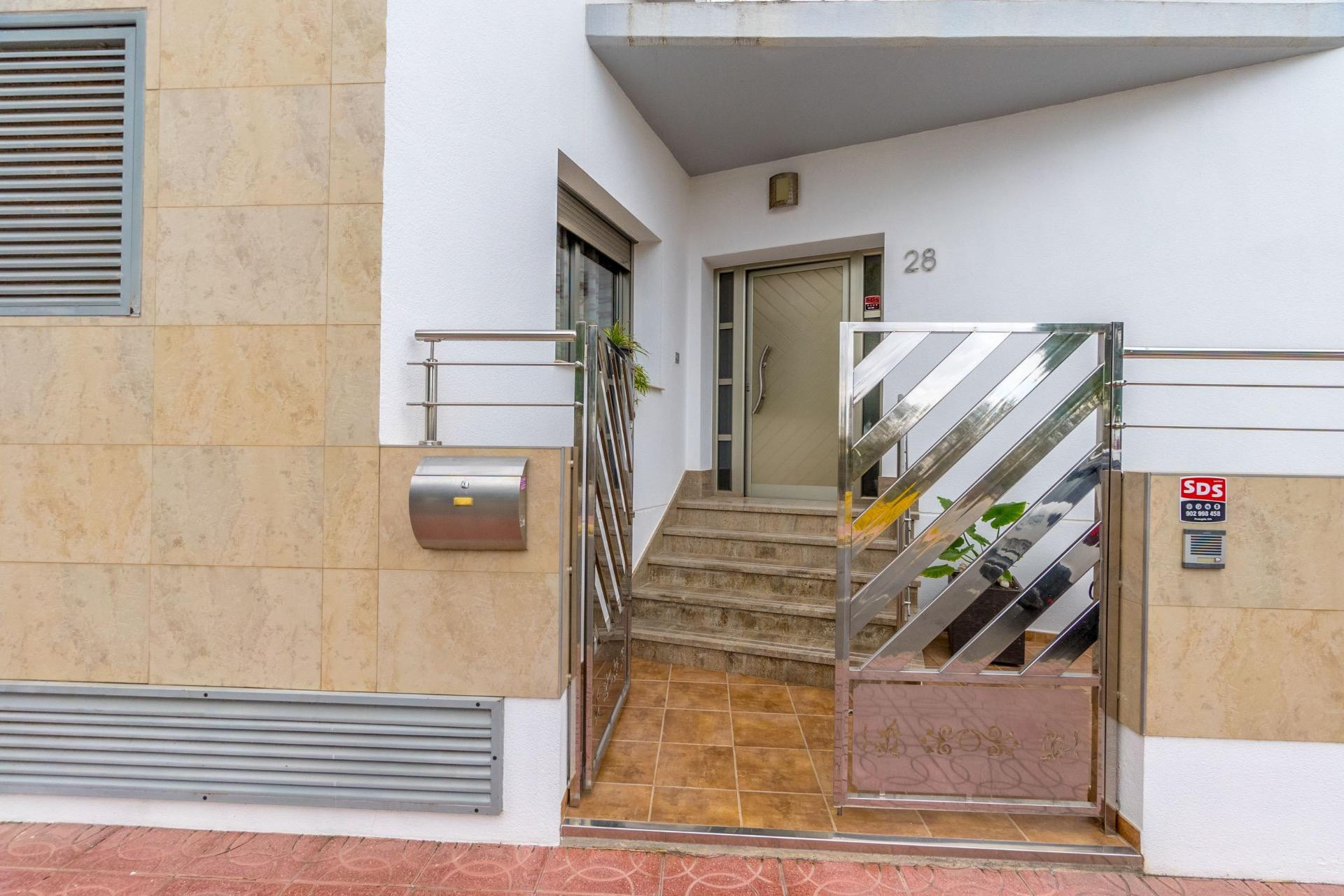 Herverkoop - Vrijstaande Villa - Rojales - Rojales - Village