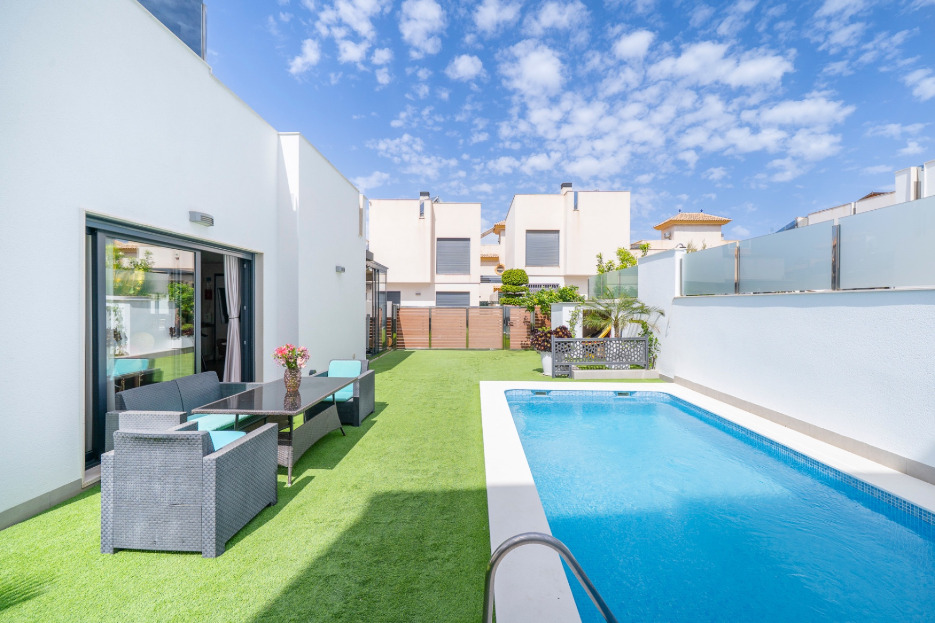 Herverkoop - Vrijstaande Villa - Torrevieja - Aguas Nuevas