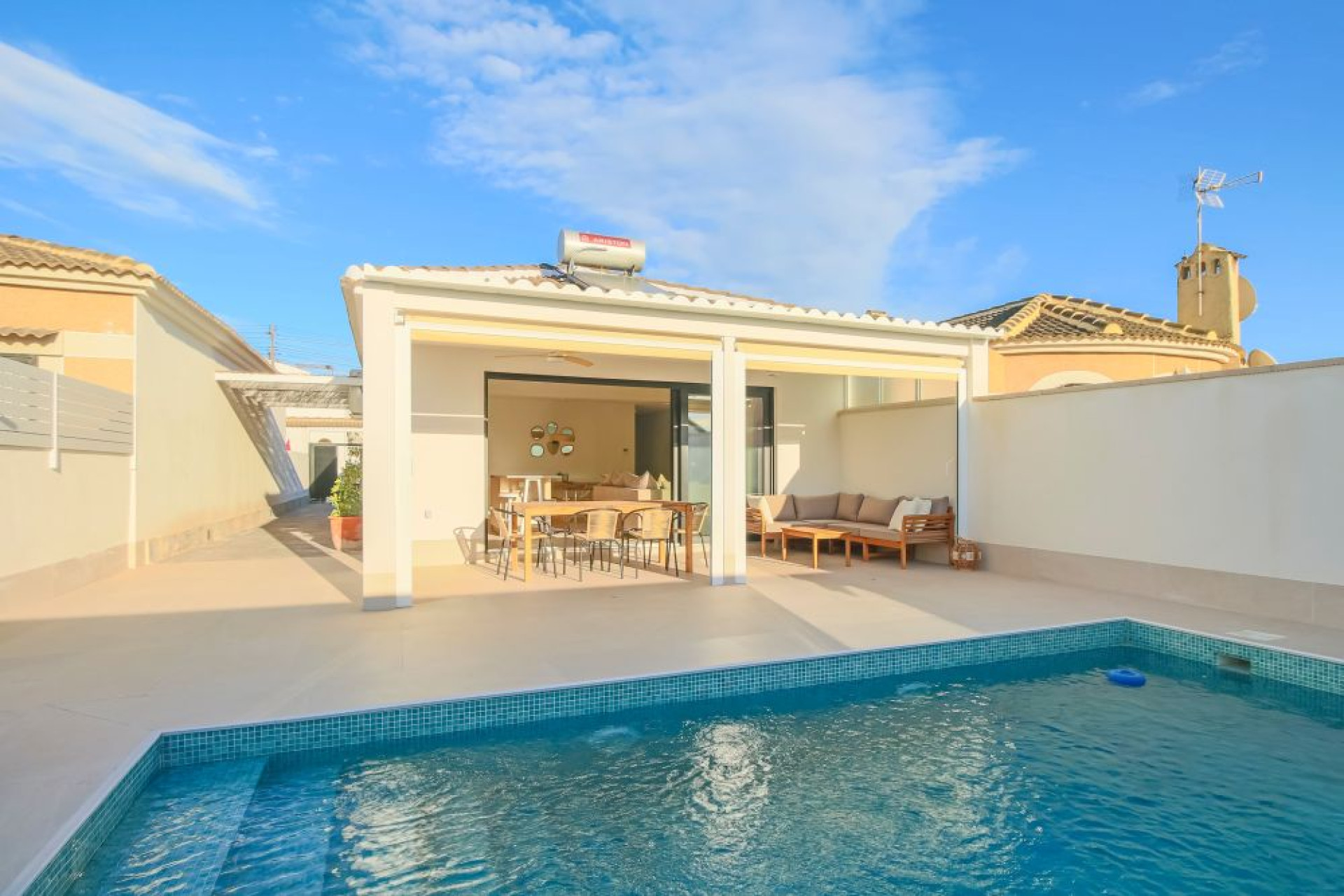 Herverkoop - Vrijstaande Villa - Torrevieja - El Chaparral
