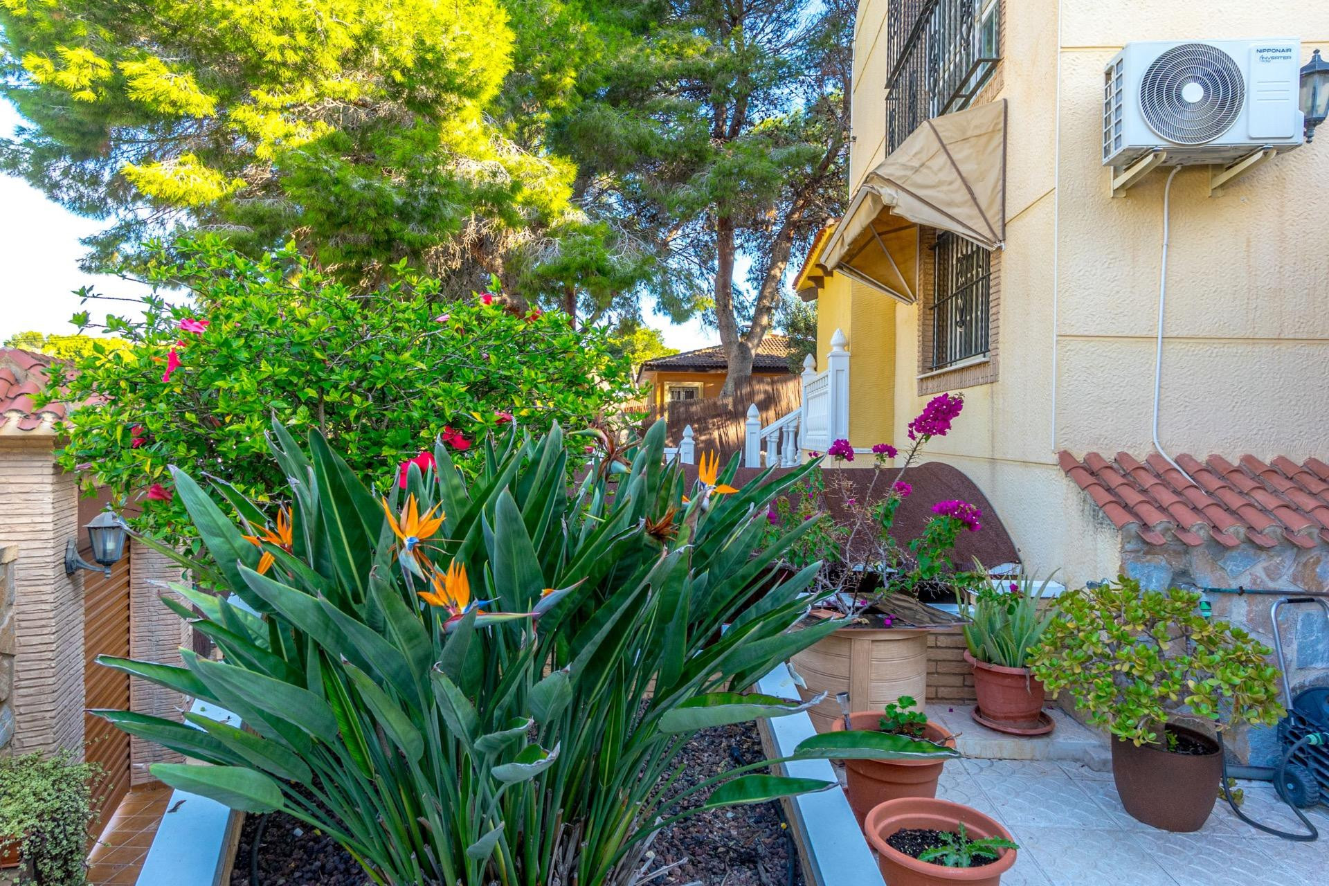 Herverkoop - Vrijstaande Villa - Torrevieja - Los Balcones