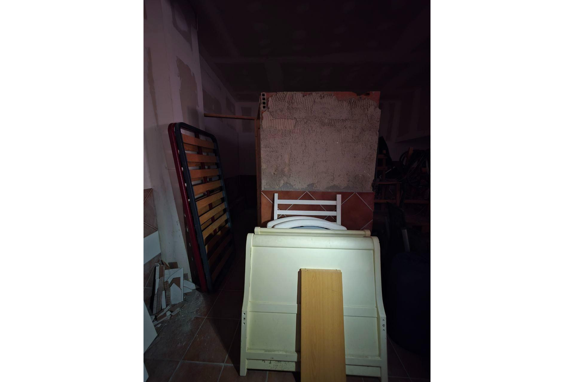 Herverkoop - Winkel - Oviedo - Fozaneldi-Tenderina