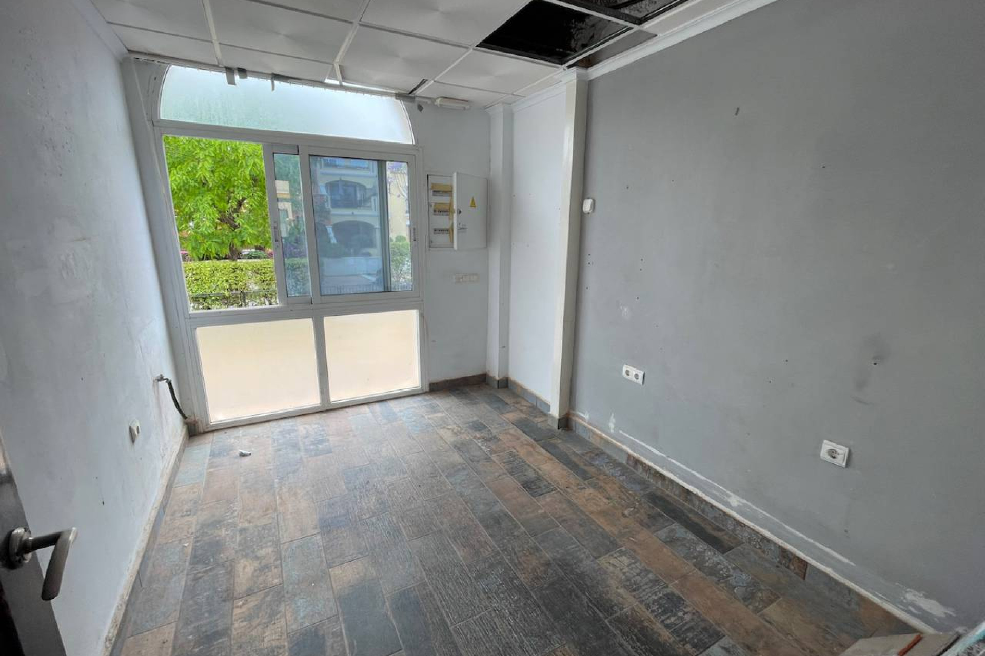 Herverkoop - Winkel Ruimte - La Finca Golf