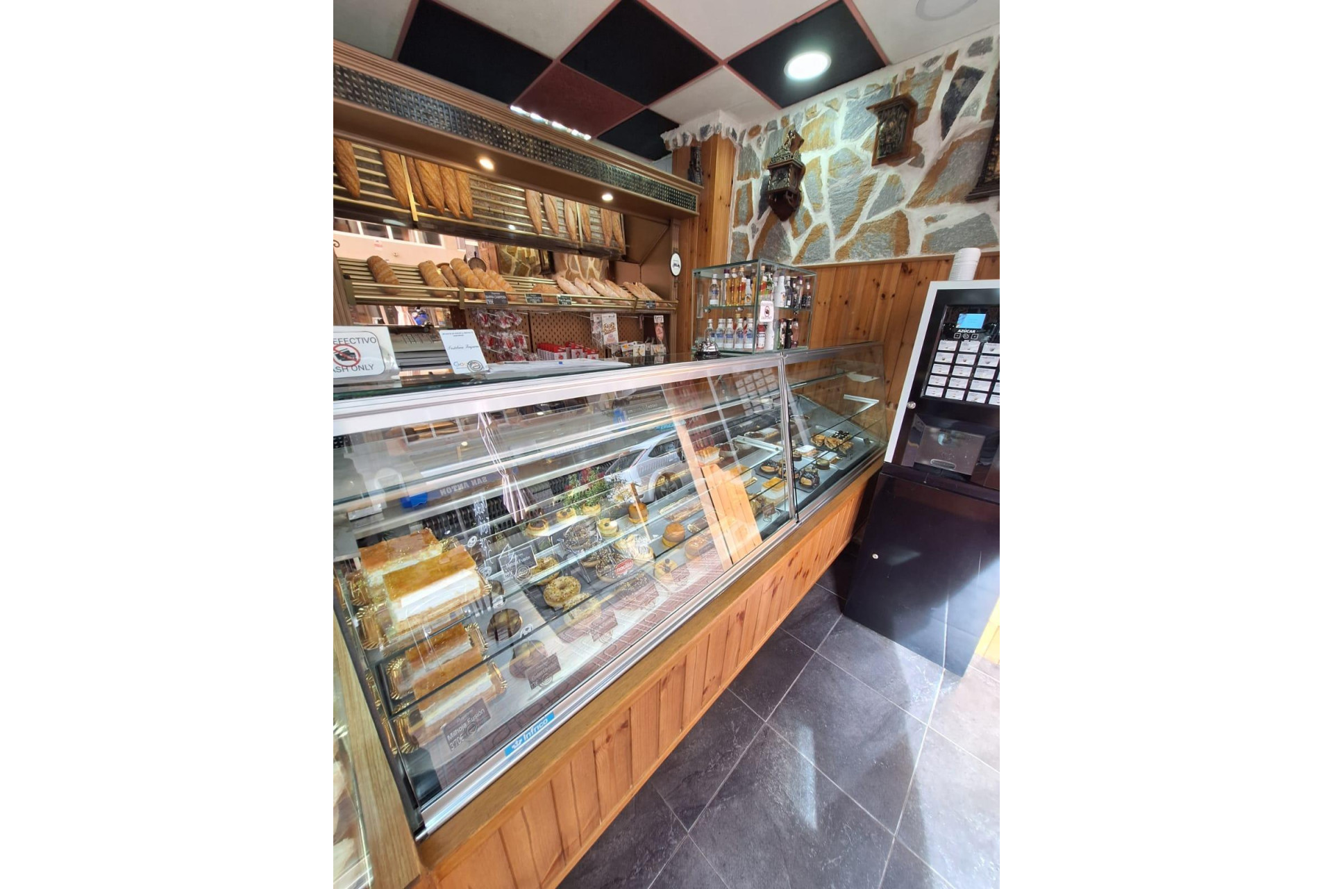 Herverkoop - Winkel Ruimte - Torrevieja - Centro