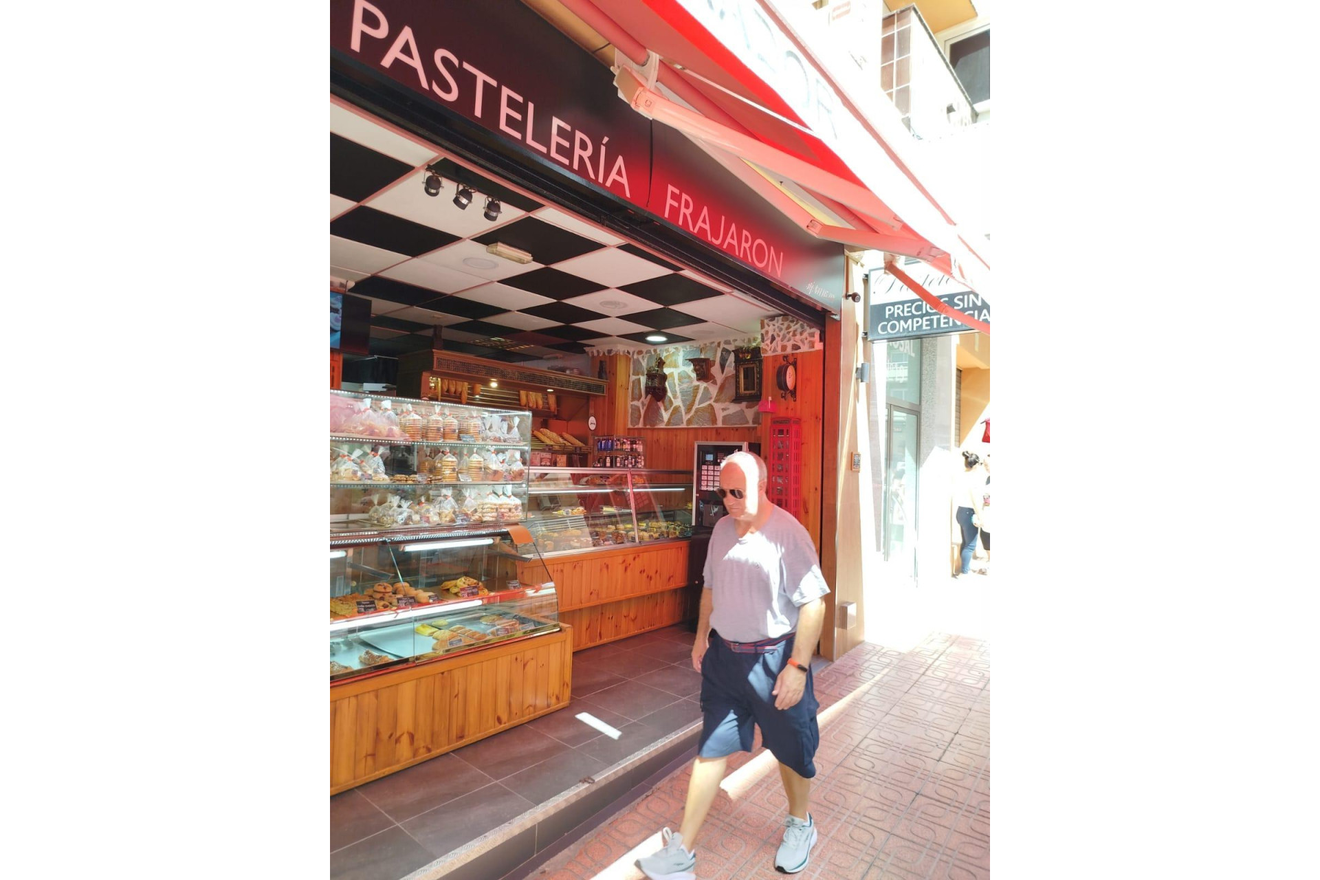 Herverkoop - Winkel Ruimte - Torrevieja - Centro