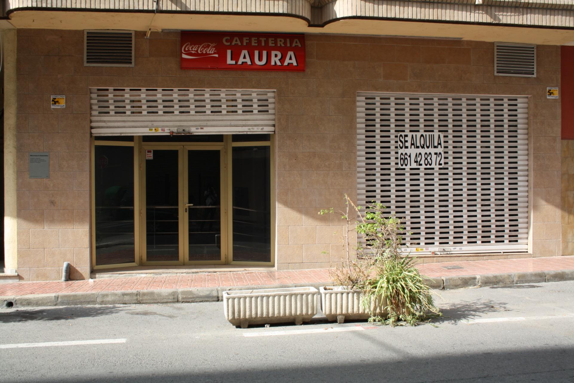 Herverkoop - Winkel Ruimte - Torrevieja - Estacion de autobuses