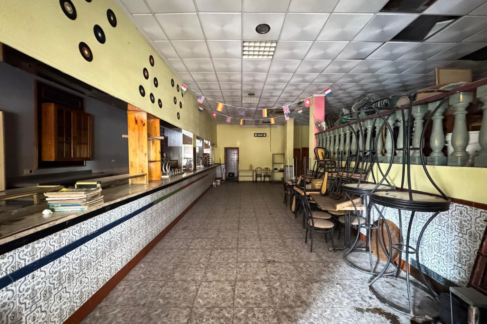 Herverkoop - Winkel Ruimte - Torrevieja - Playa del Cura