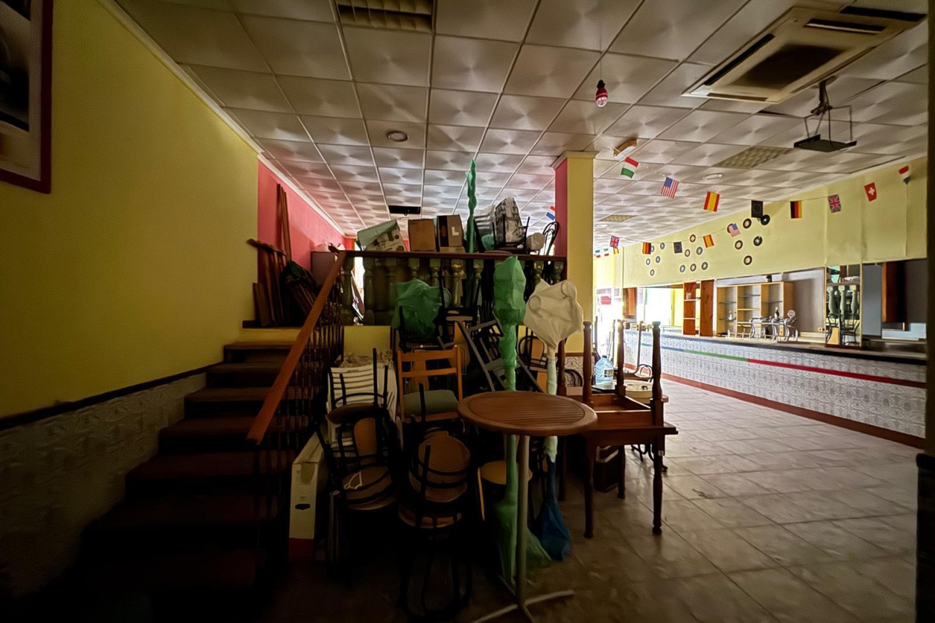 Herverkoop - Winkel Ruimte - Torrevieja - Playa del Cura