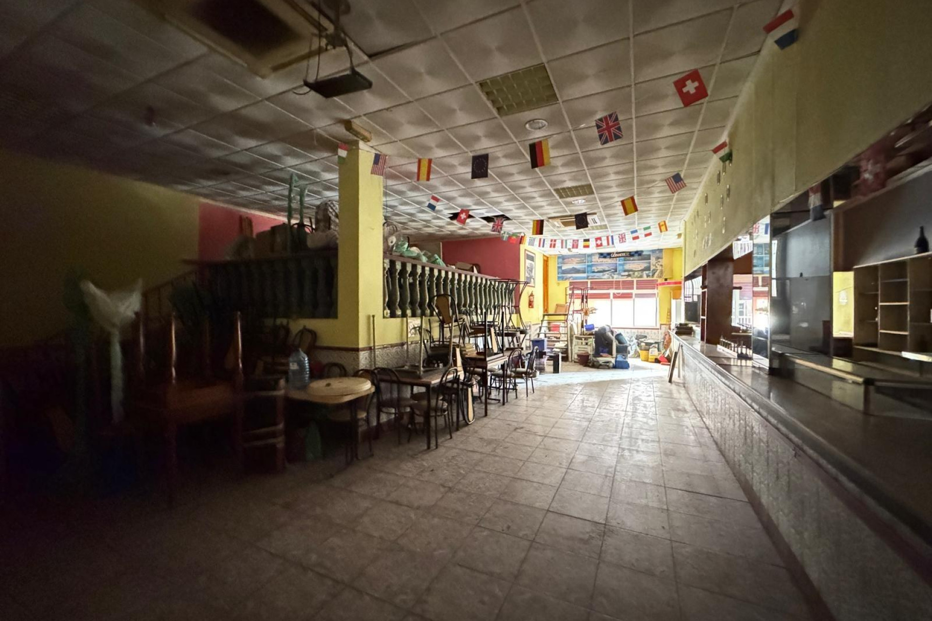 Herverkoop - Winkel Ruimte - Torrevieja - Playa del Cura