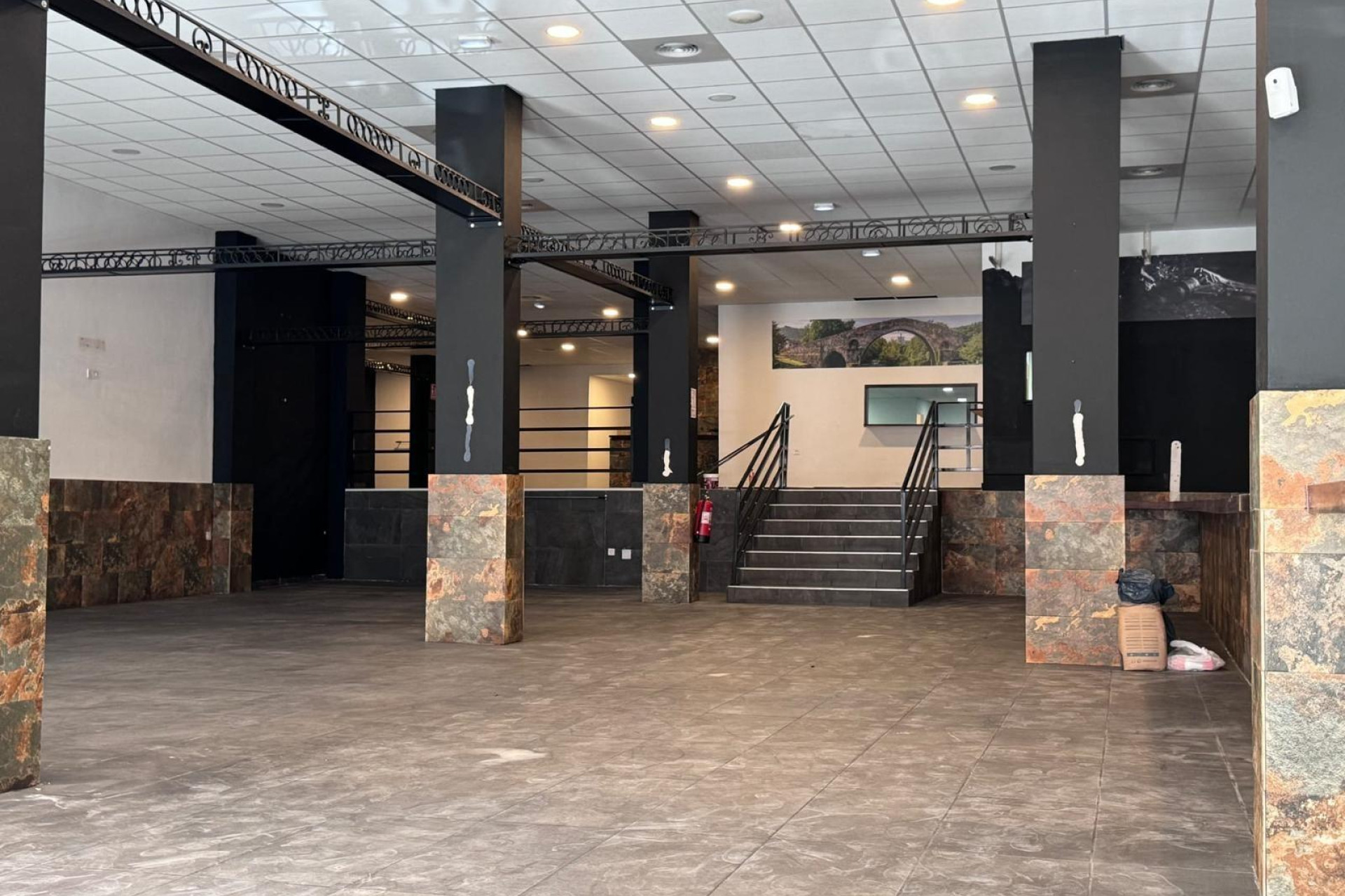 Herverkoop - Winkel Ruimte - Torrevieja - Playa del Cura