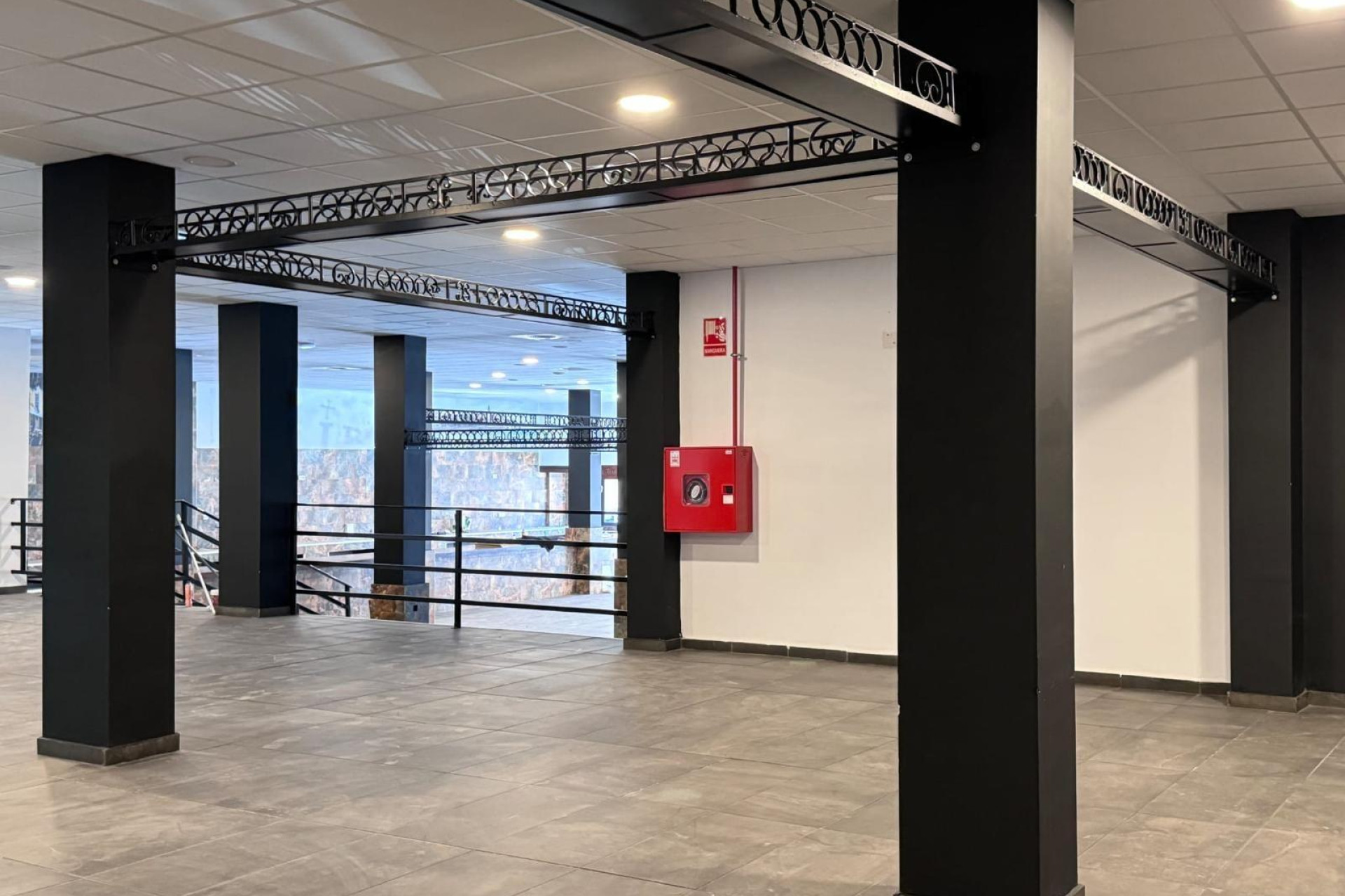 Herverkoop - Winkel Ruimte - Torrevieja - Playa del Cura