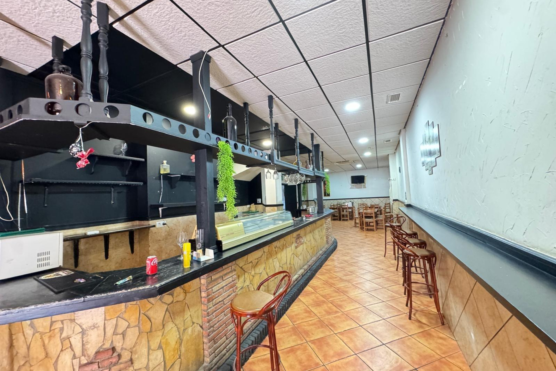 Herverkoop - Winkel - Torrevieja - Estacion de autobuses