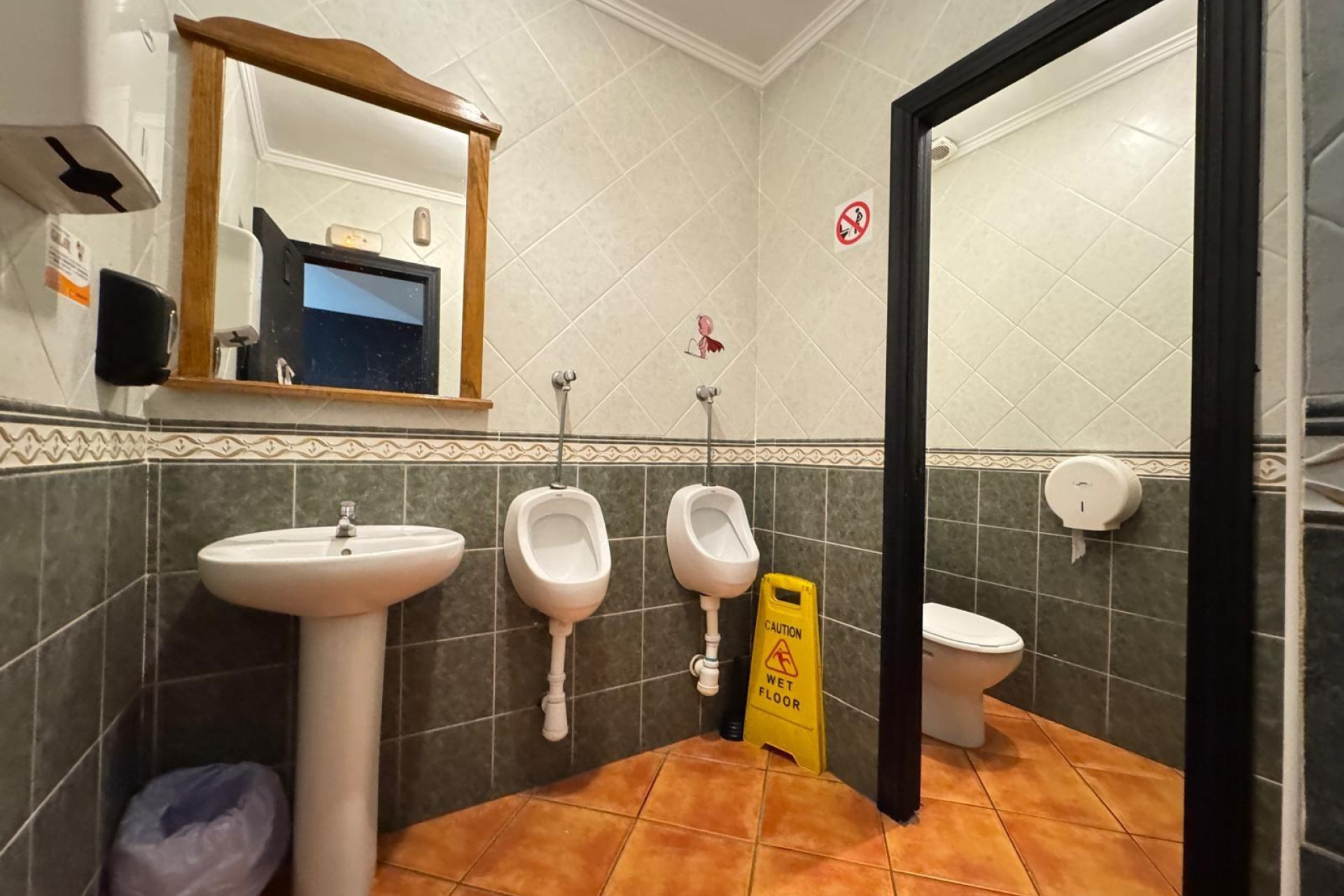 Herverkoop - Winkel - Torrevieja - Estacion de autobuses