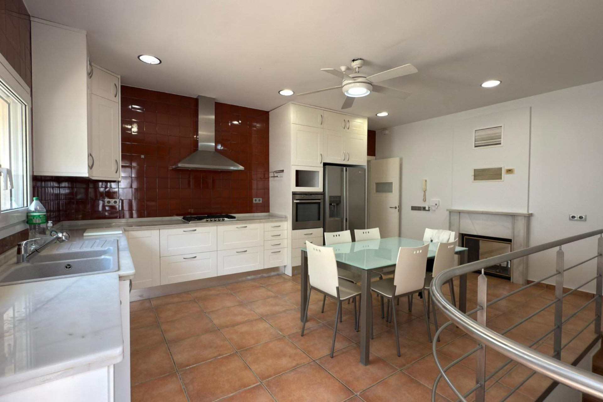 Herverkoop - Woning - Alicante - Vistahermosa