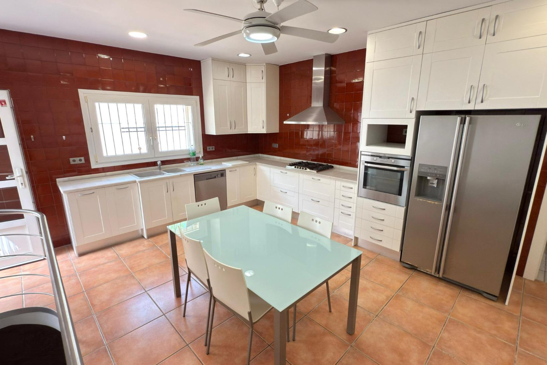 Herverkoop - Woning - Alicante - Vistahermosa