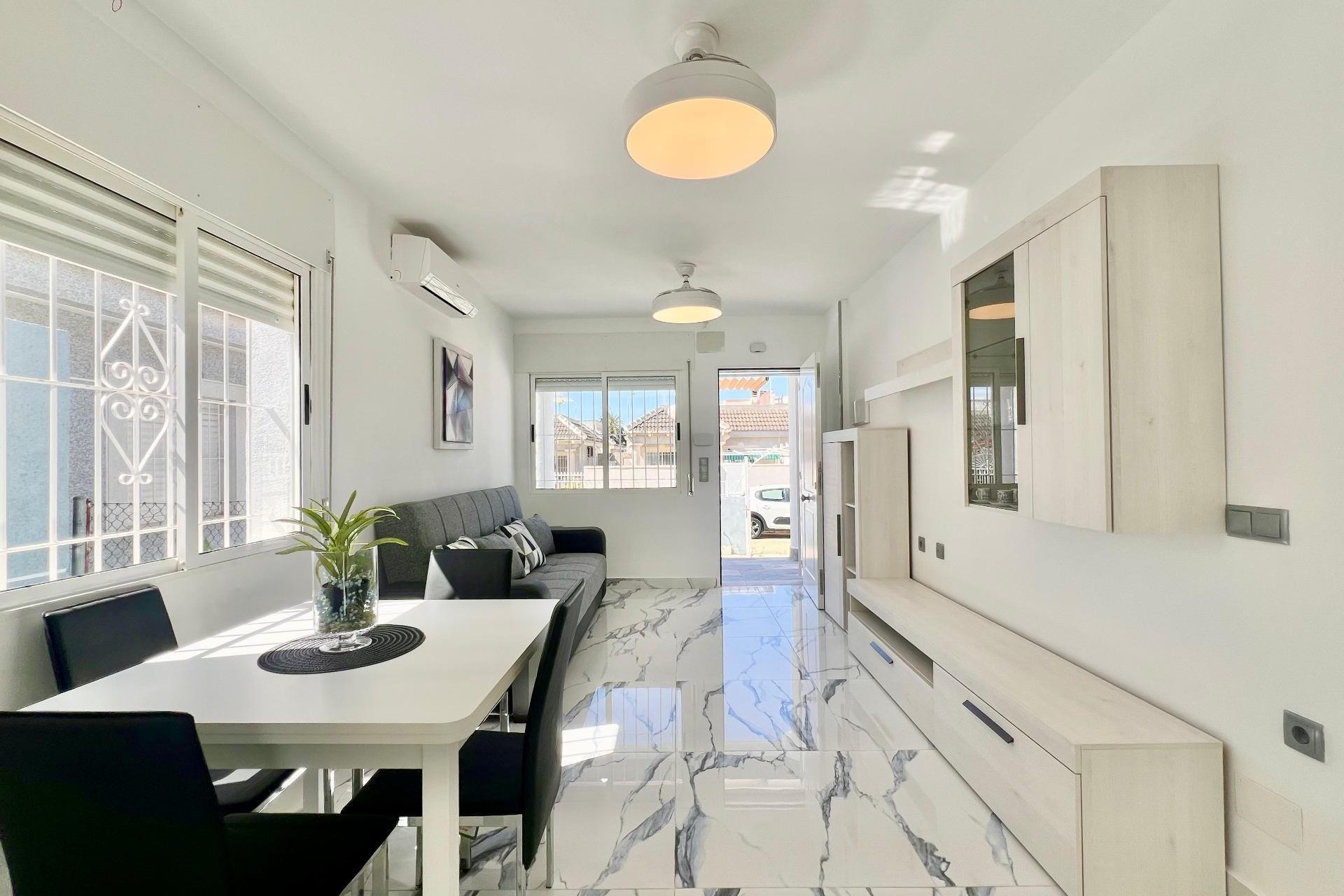 Herverkoop - Woning - Torrevieja - El chaparral