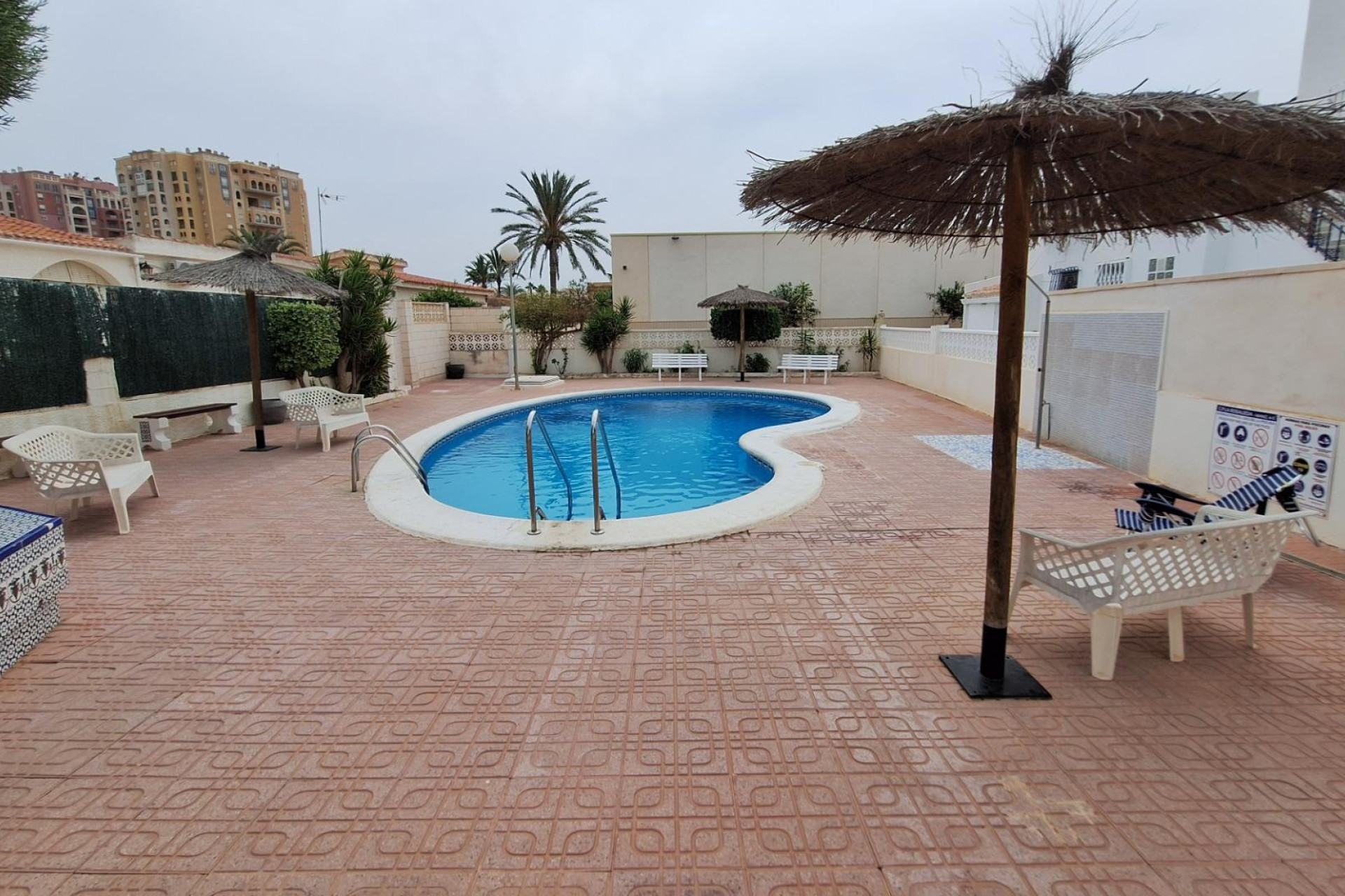 Herverkoop - Woning Type Duplex - Torrevieja - Los Frutales