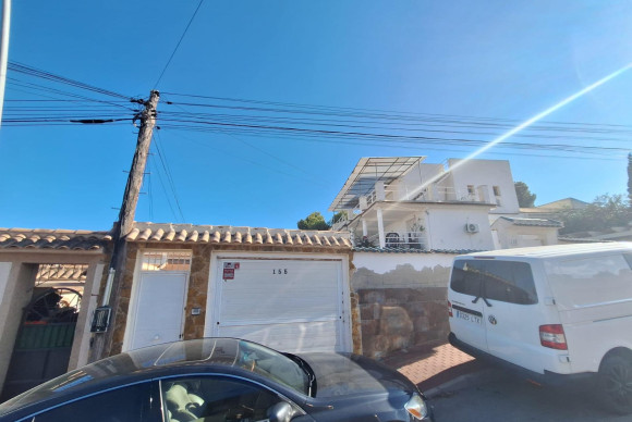 House - Resale - Torrevieja - Los altos