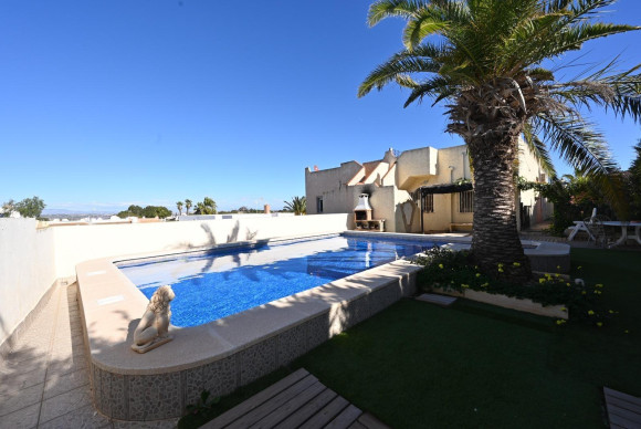 House - Reventa - Torrevieja - Los altos