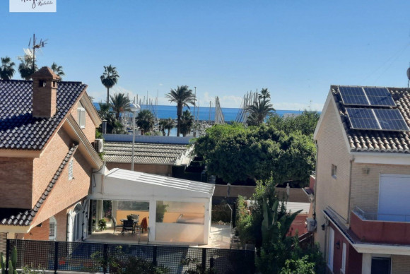 House - Revente - Canet d'en Berenguer - V022