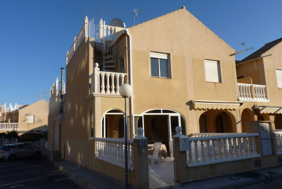 House - Revente - Orihuela Costa - Punta Prima