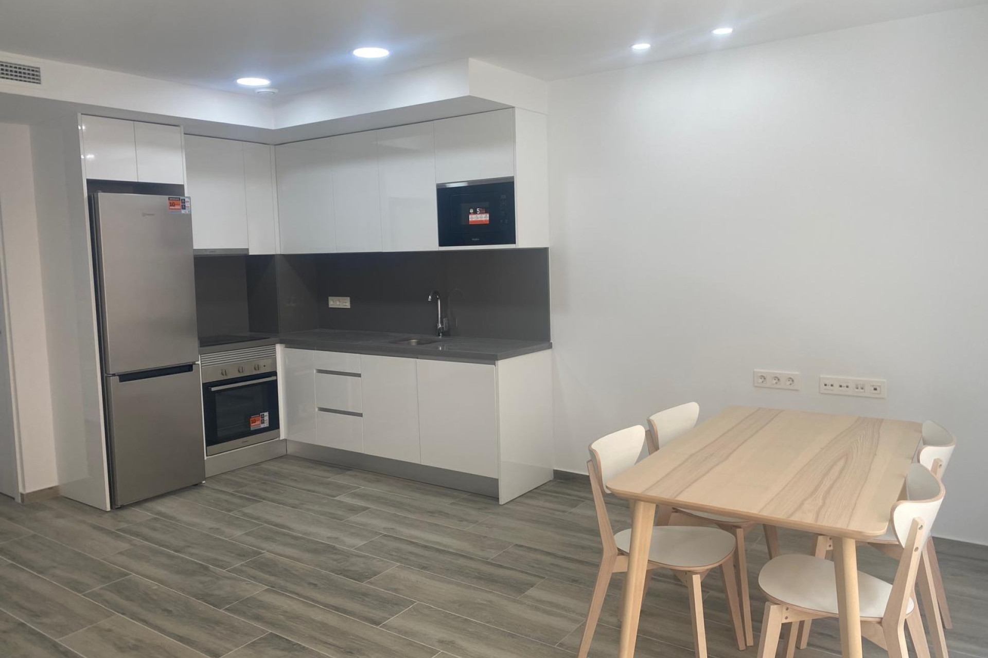 Lange Termijn Verhuur - Appartement  - Alicante - Centro