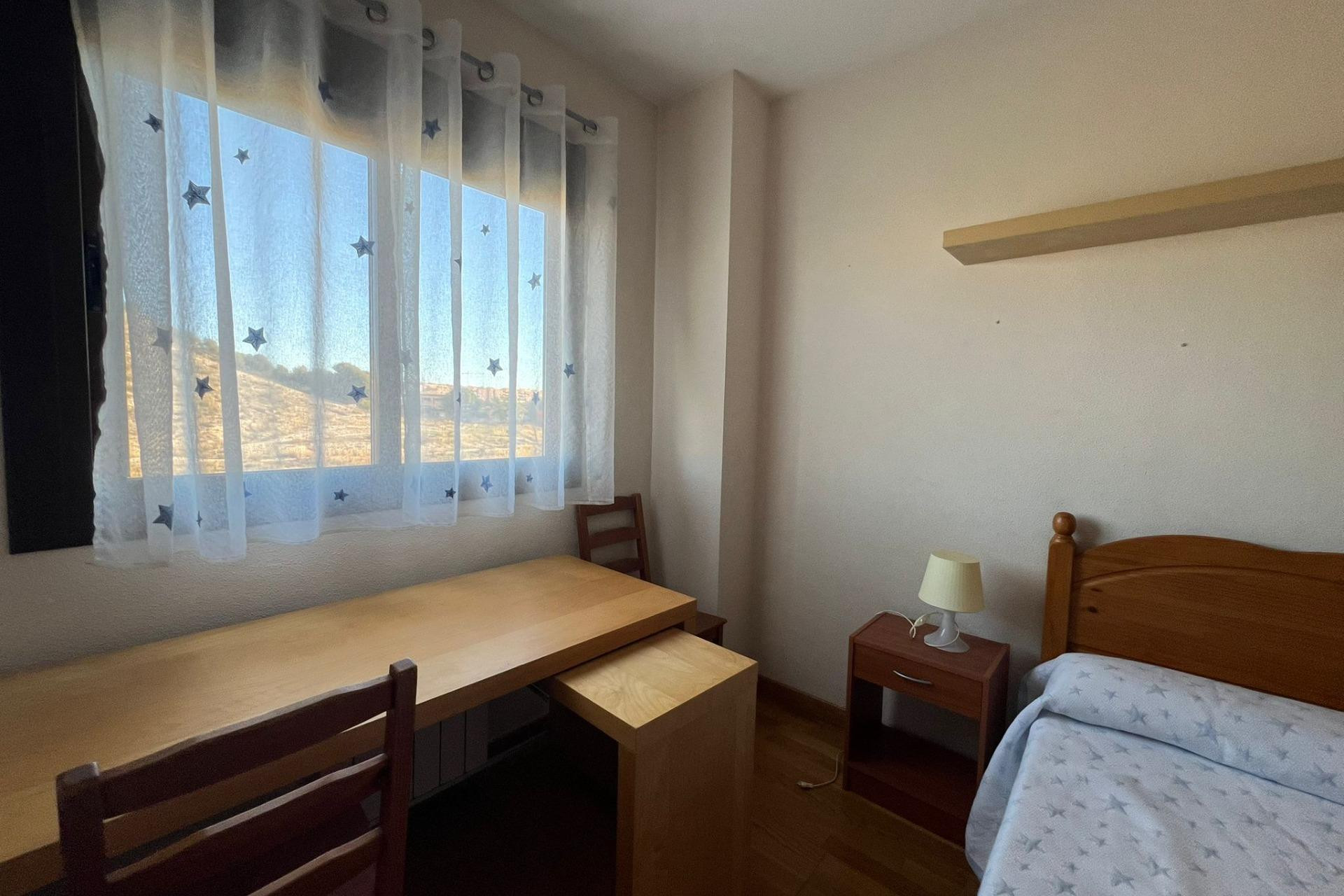 Lange Termijn Verhuur - Appartement  - Alicante - Pau II