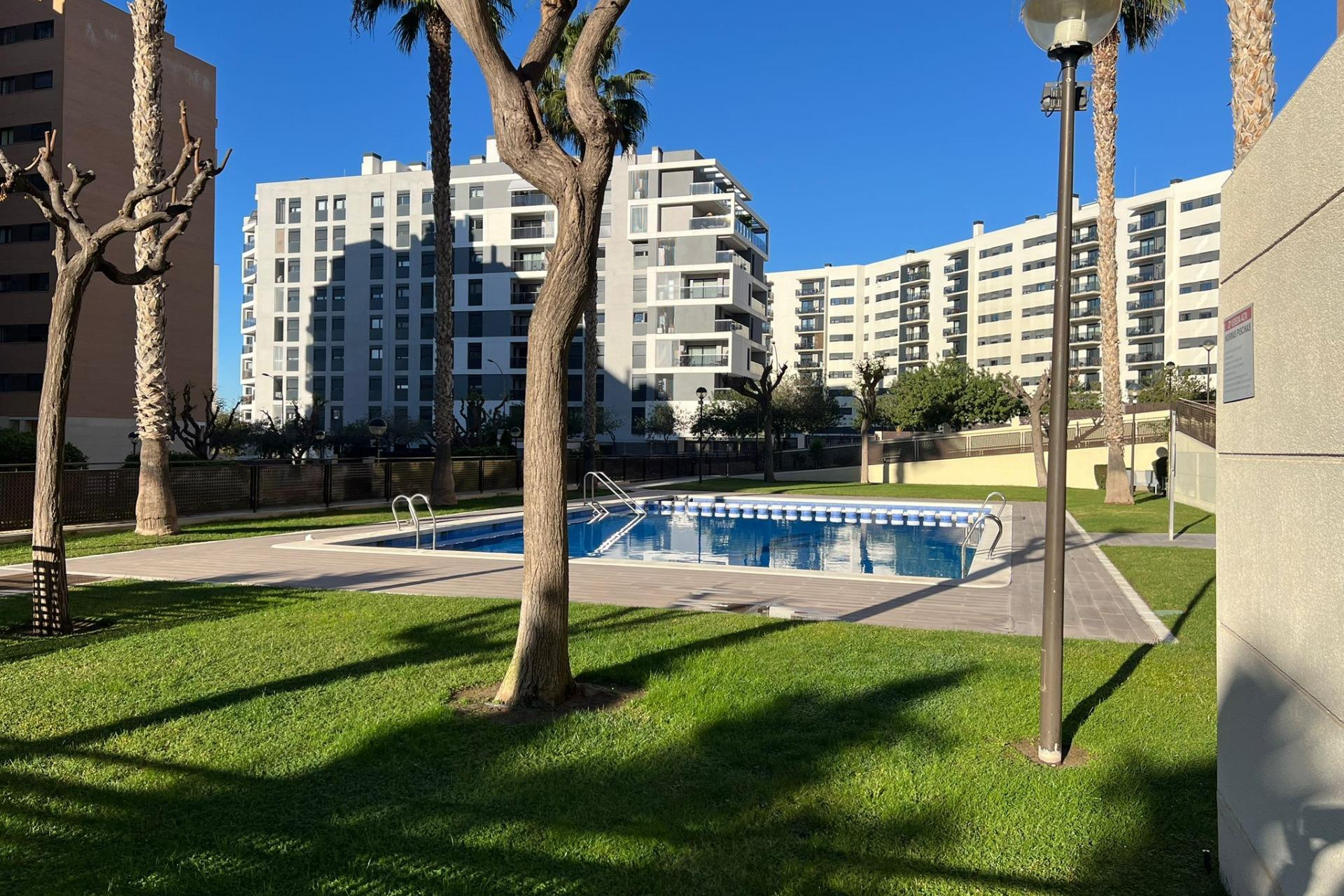 Lange Termijn Verhuur - Appartement  - Alicante - Pau II