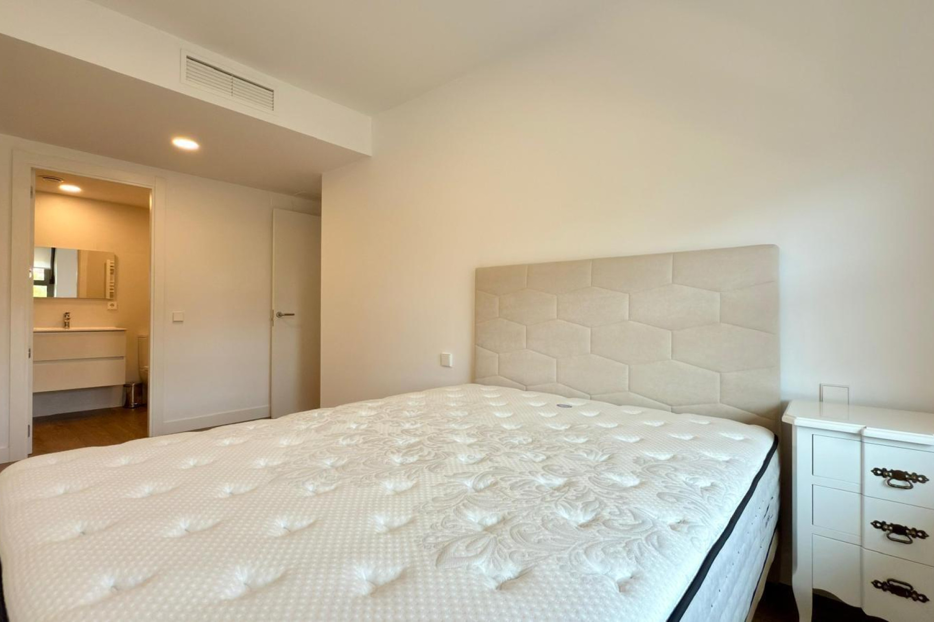 Lange Termijn Verhuur - Appartement  - Alicante - Playa de San Juan