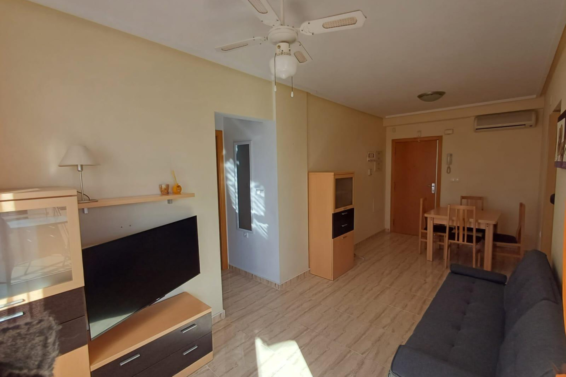 Lange Termijn Verhuur - Appartement  - Benidorm - Pueblo Poniente