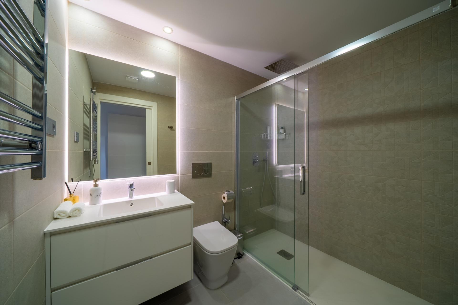 Lange Termijn Verhuur - Appartement  - Benidorm - Via Parque