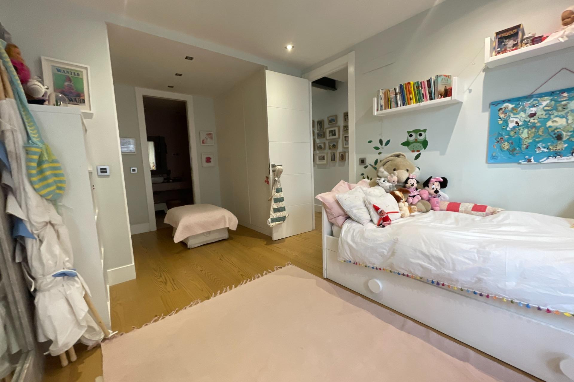 Lange Termijn Verhuur - Appartement  - Madrid - Vallehermoso