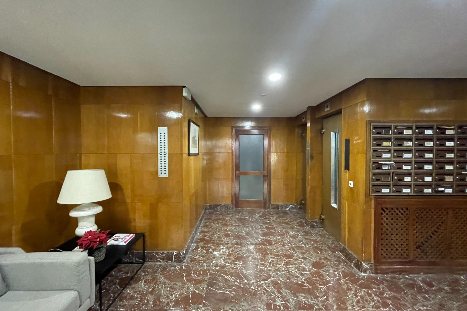 Lange Termijn Verhuur - Appartement  - Madrid - Vallehermoso