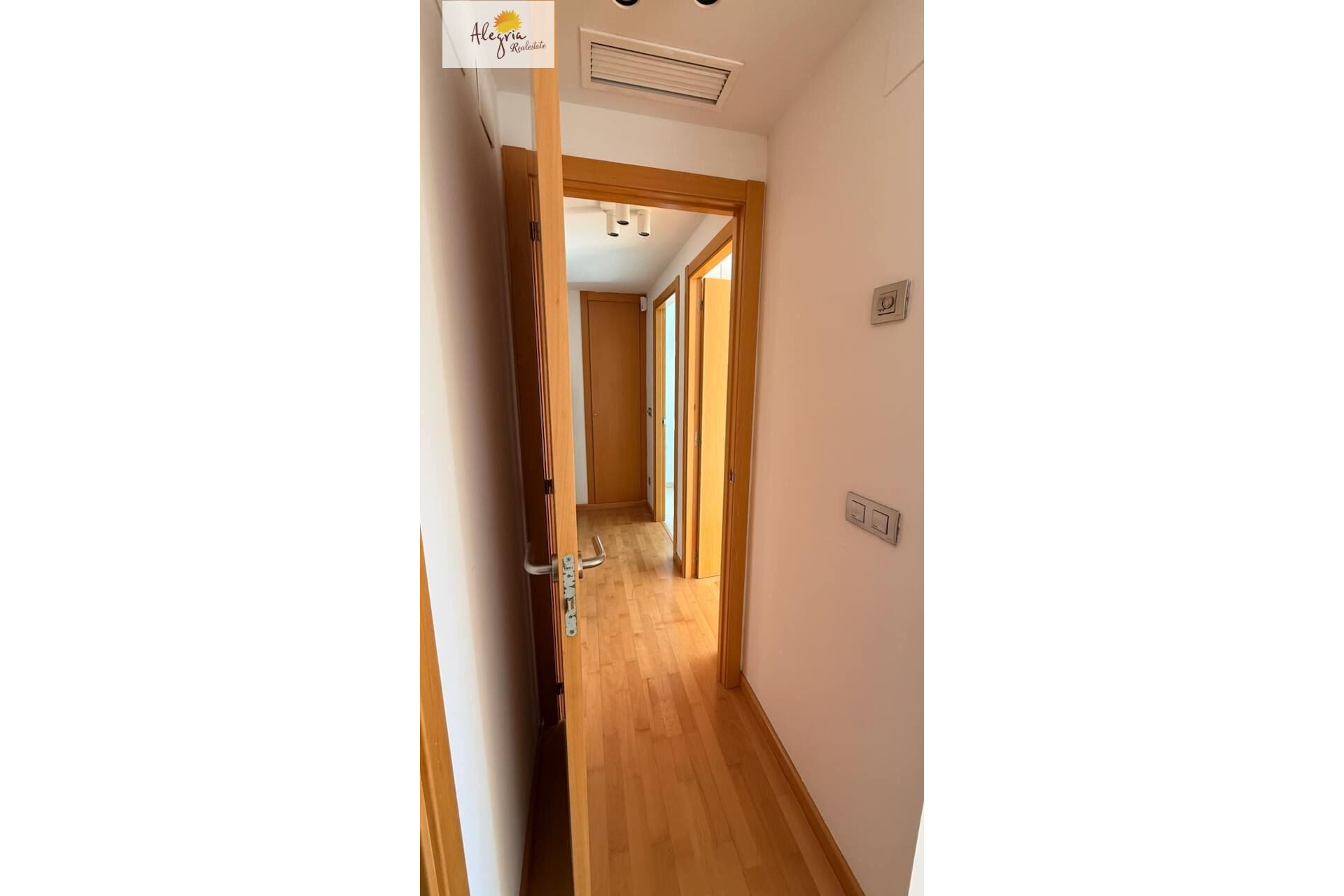 Lange Termijn Verhuur - Appartement  - Mislata - Los Juzgados