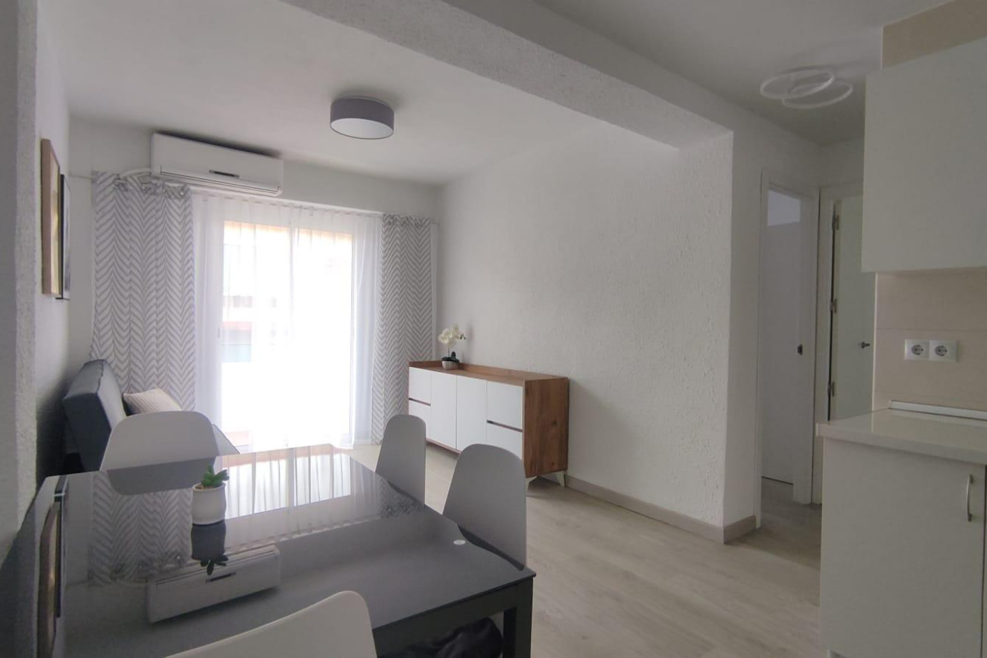 Lange Termijn Verhuur - Appartement  - SAN JUAN ALICANTE - Bulevar del Pla