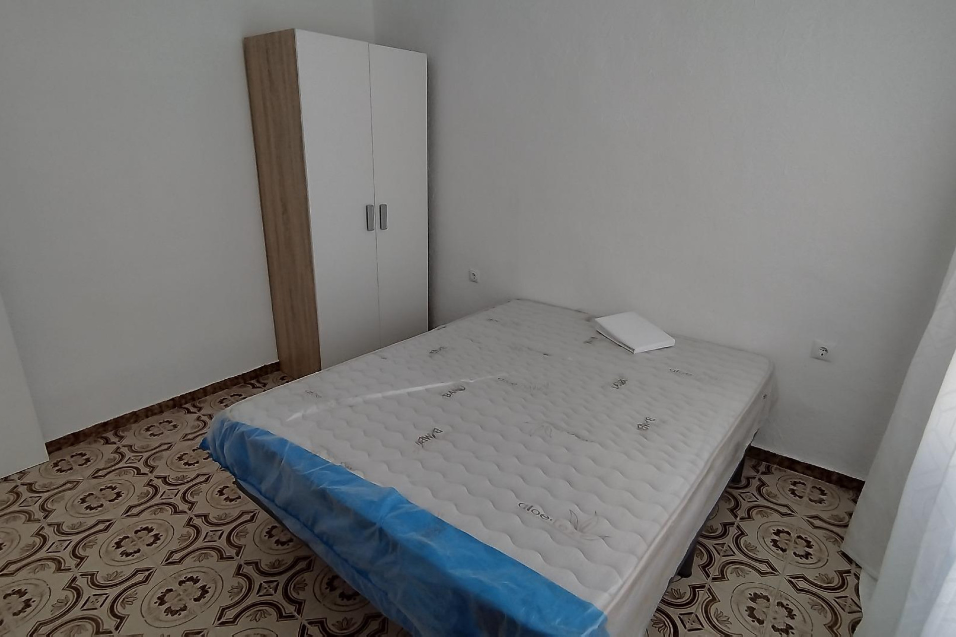 Lange Termijn Verhuur - Appartement  - SAN JUAN ALICANTE - Colonia requena