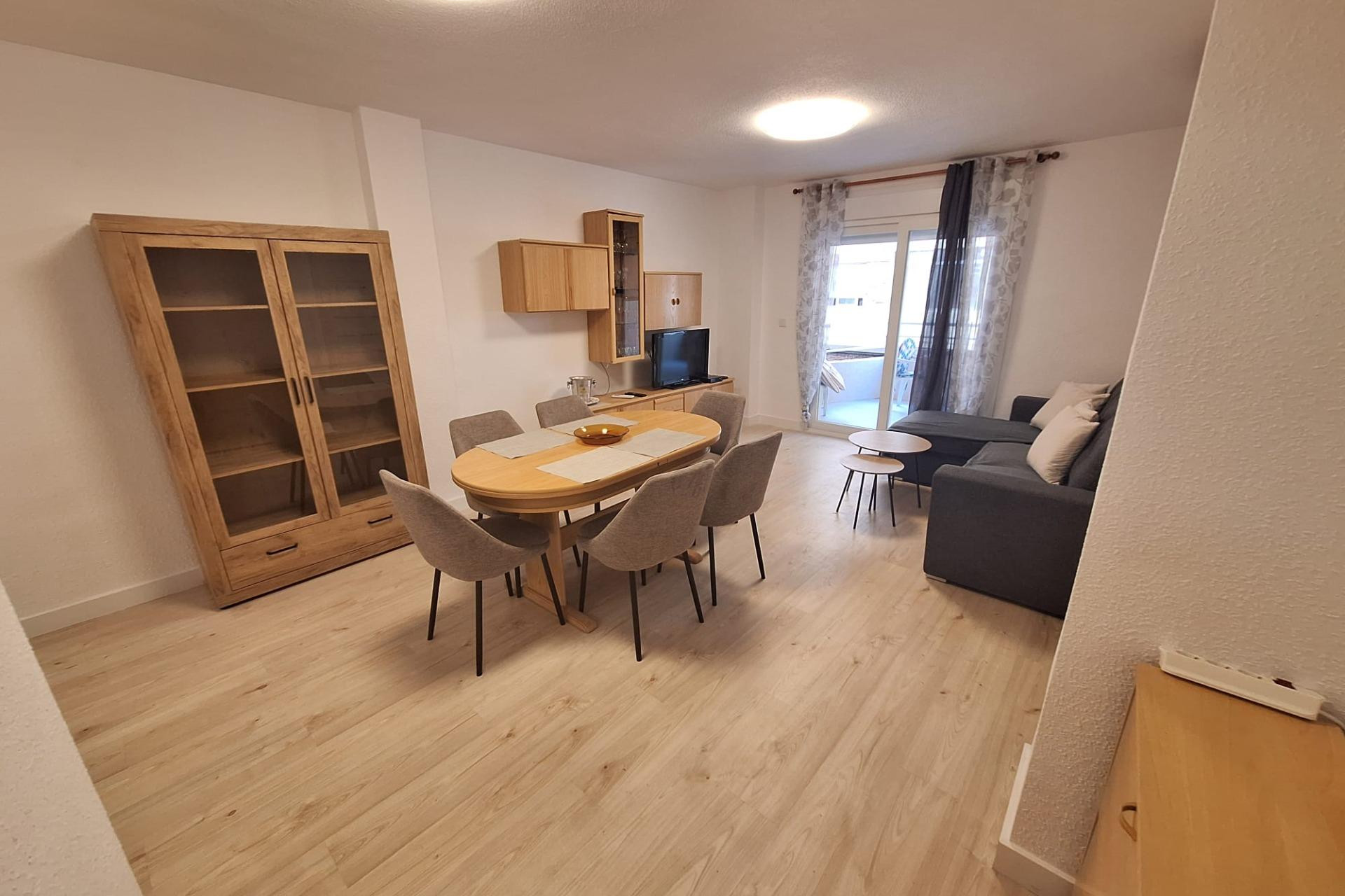 Lange Termijn Verhuur - Appartement  - Torrevieja - Acequion