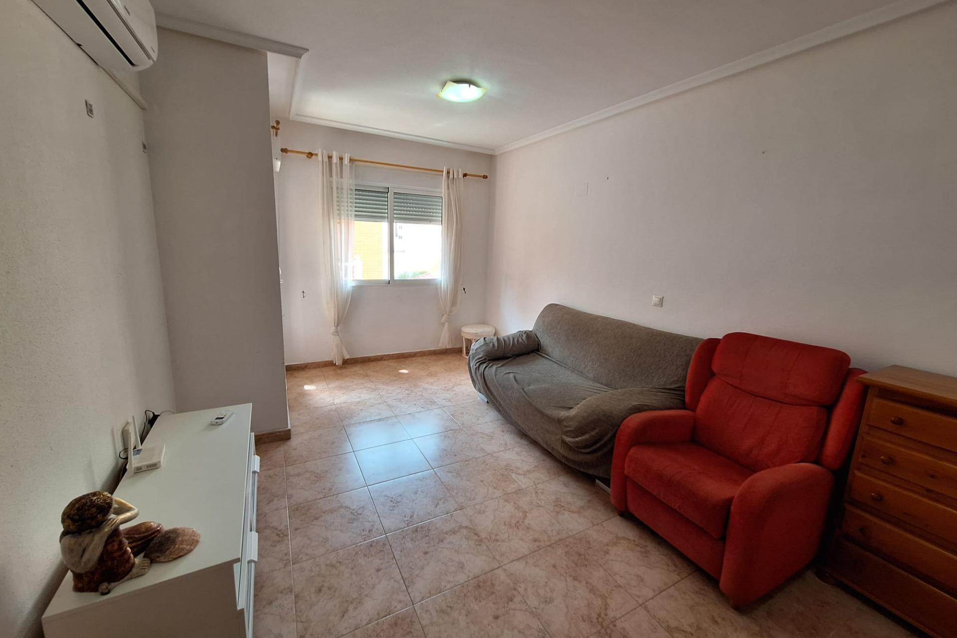 Lange Termijn Verhuur - Appartement  - Torrevieja - Estacion de autobuses