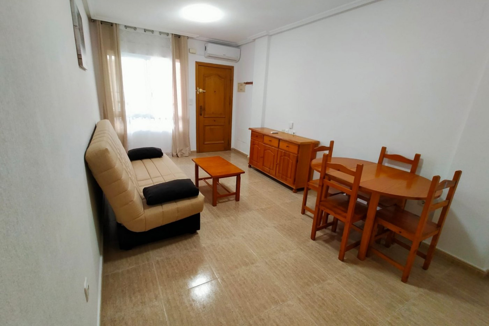 Lange Termijn Verhuur - Appartement  - Torrevieja - Playa de los locos