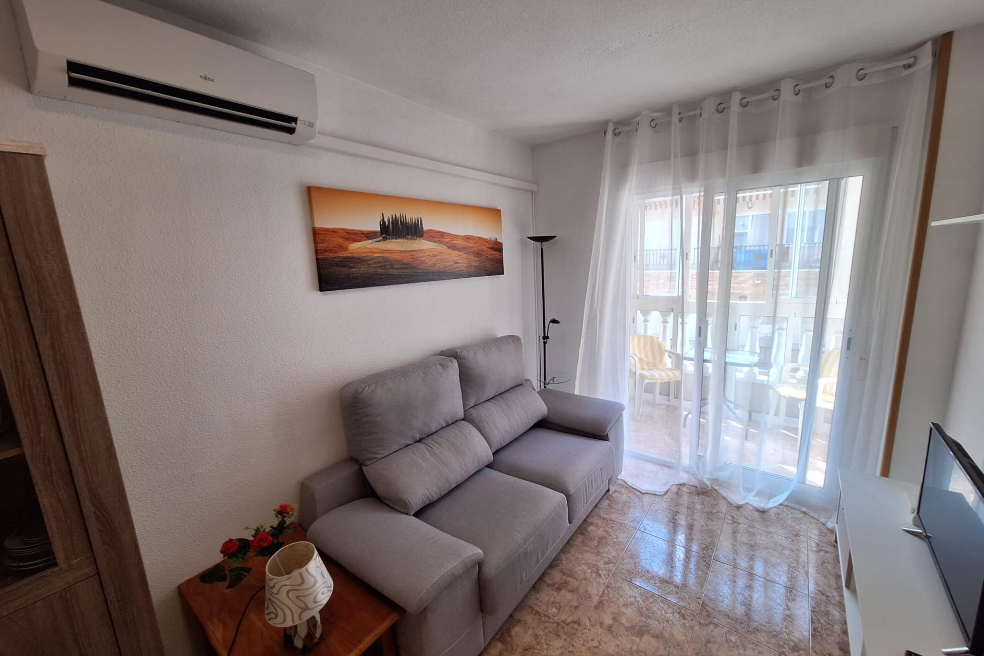 Lange Termijn Verhuur - Appartement  - Torrevieja - Playa del cura