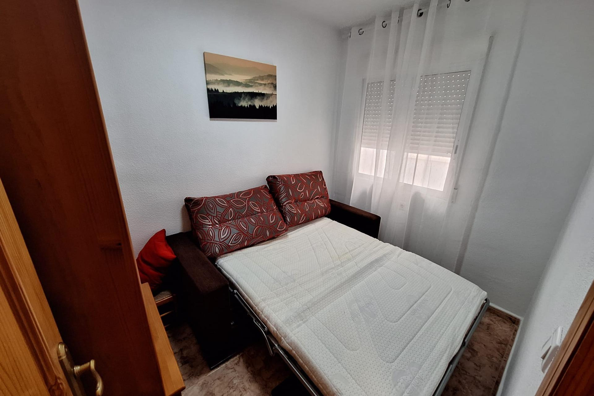 Lange Termijn Verhuur - Appartement  - Torrevieja - Playa del cura