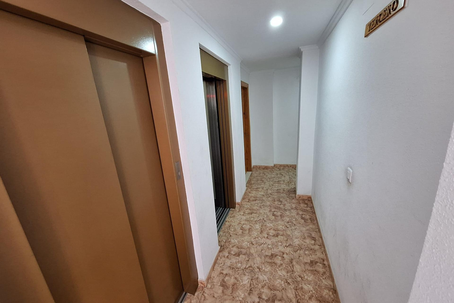 Lange Termijn Verhuur - Appartement  - Torrevieja - Playa del cura